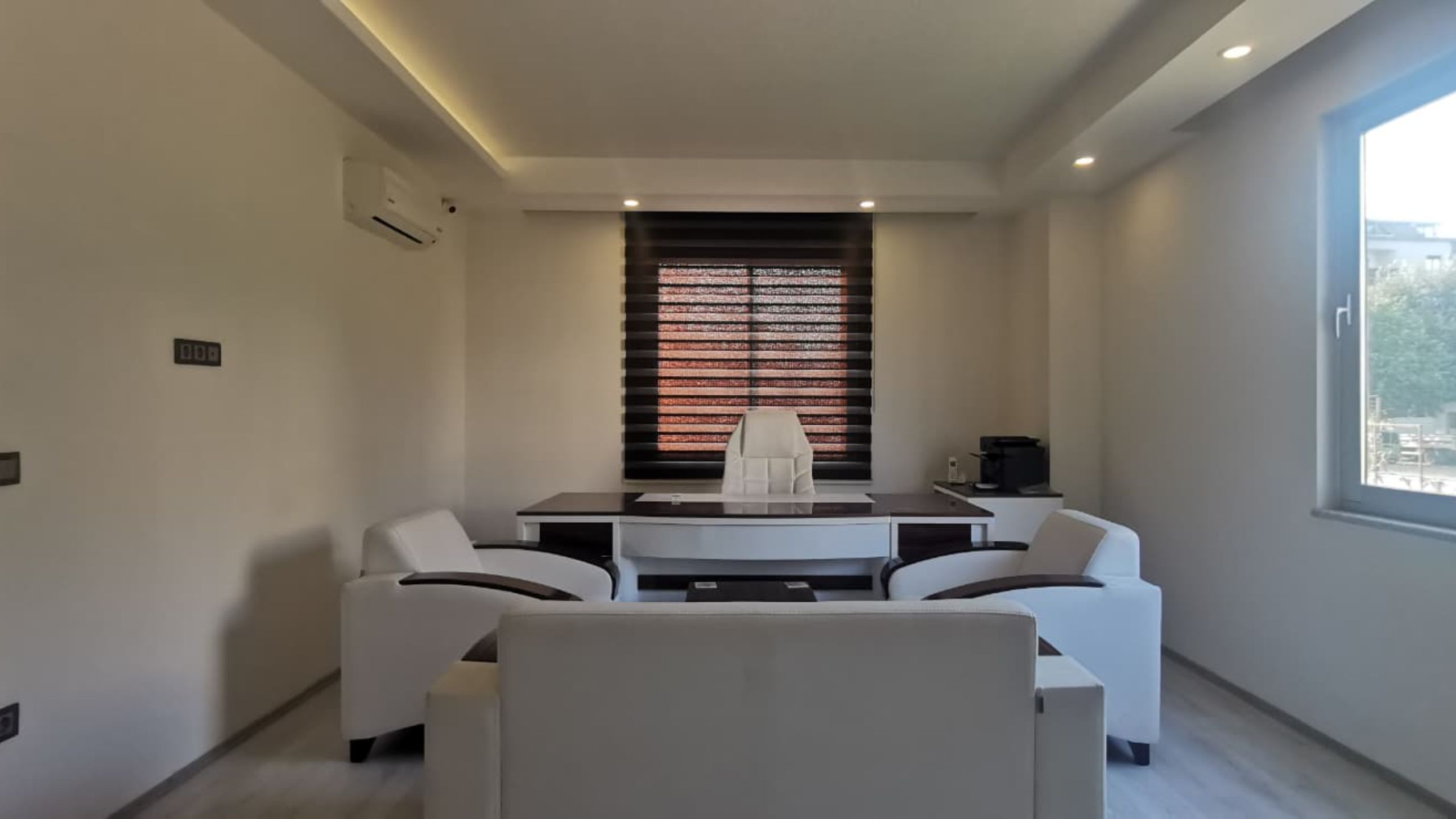 ADLİYE KARŞISI KİRALIK OFİS