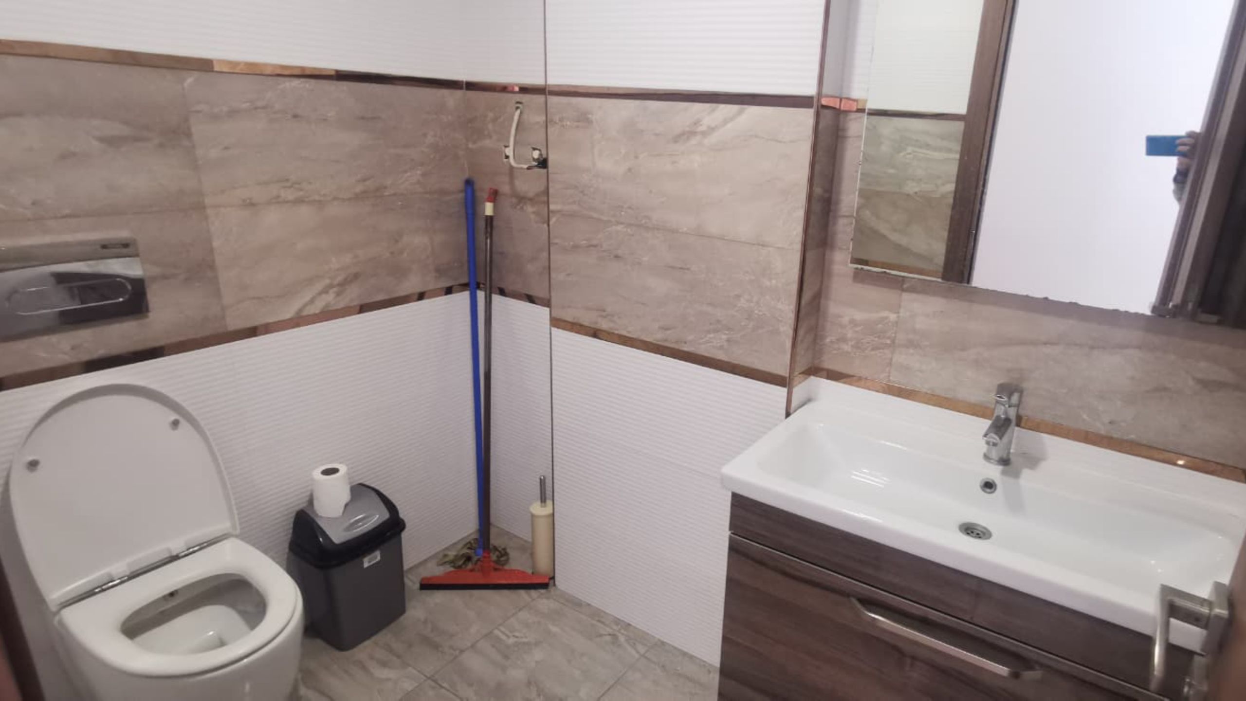 ADLİYE KARŞISI KİRALIK OFİS